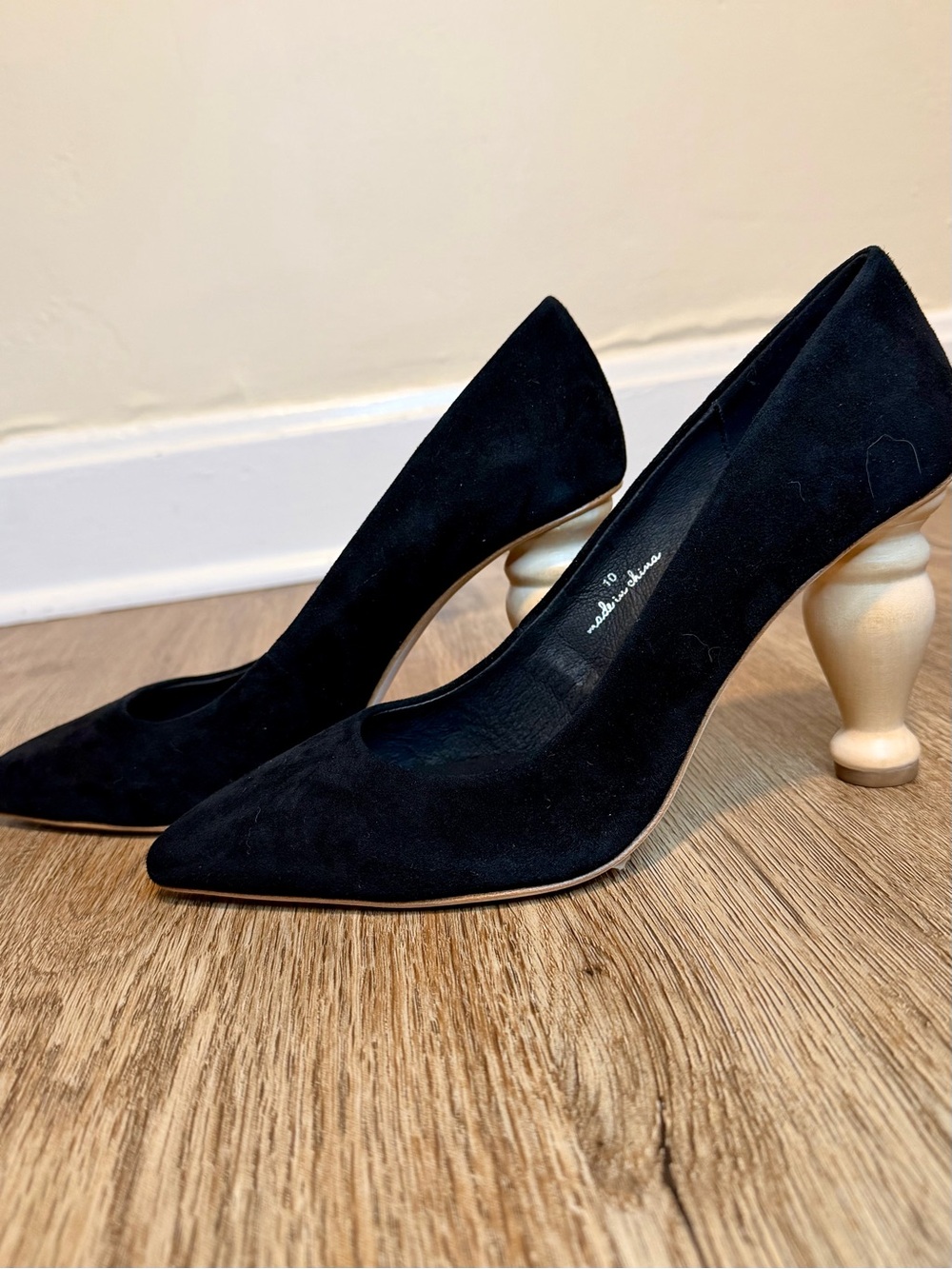 Charlotte Stone Black Suede Pumps with Sculpted Wood-Tone Heel - Picture 4 of 5